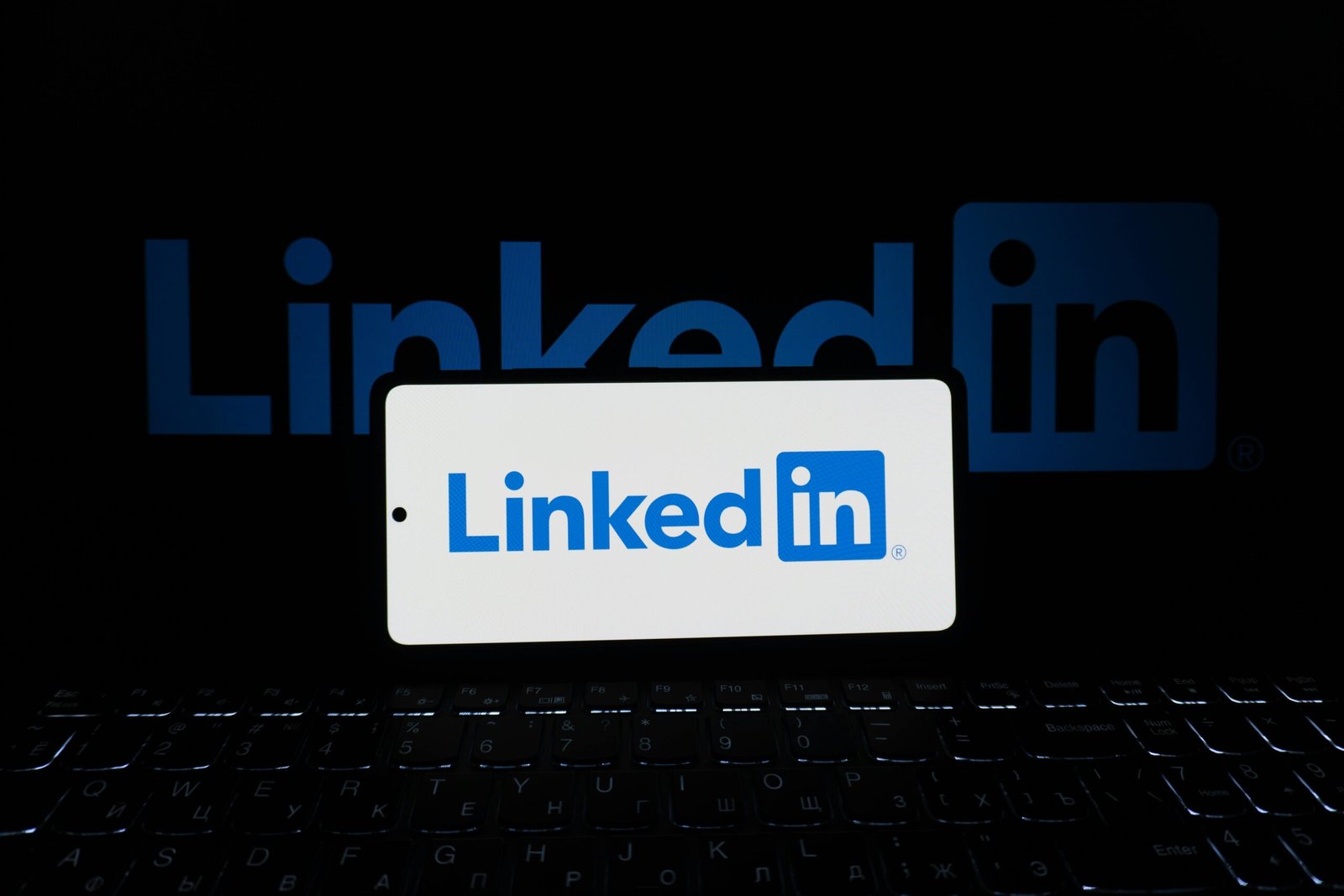Cara Optimasi Profil LinkedIn Agar Dilirik Rekruter di 2026